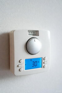 Pozrite si v sekcii Pomoc - Princíp Fungovania Beznapäťového Okruhu